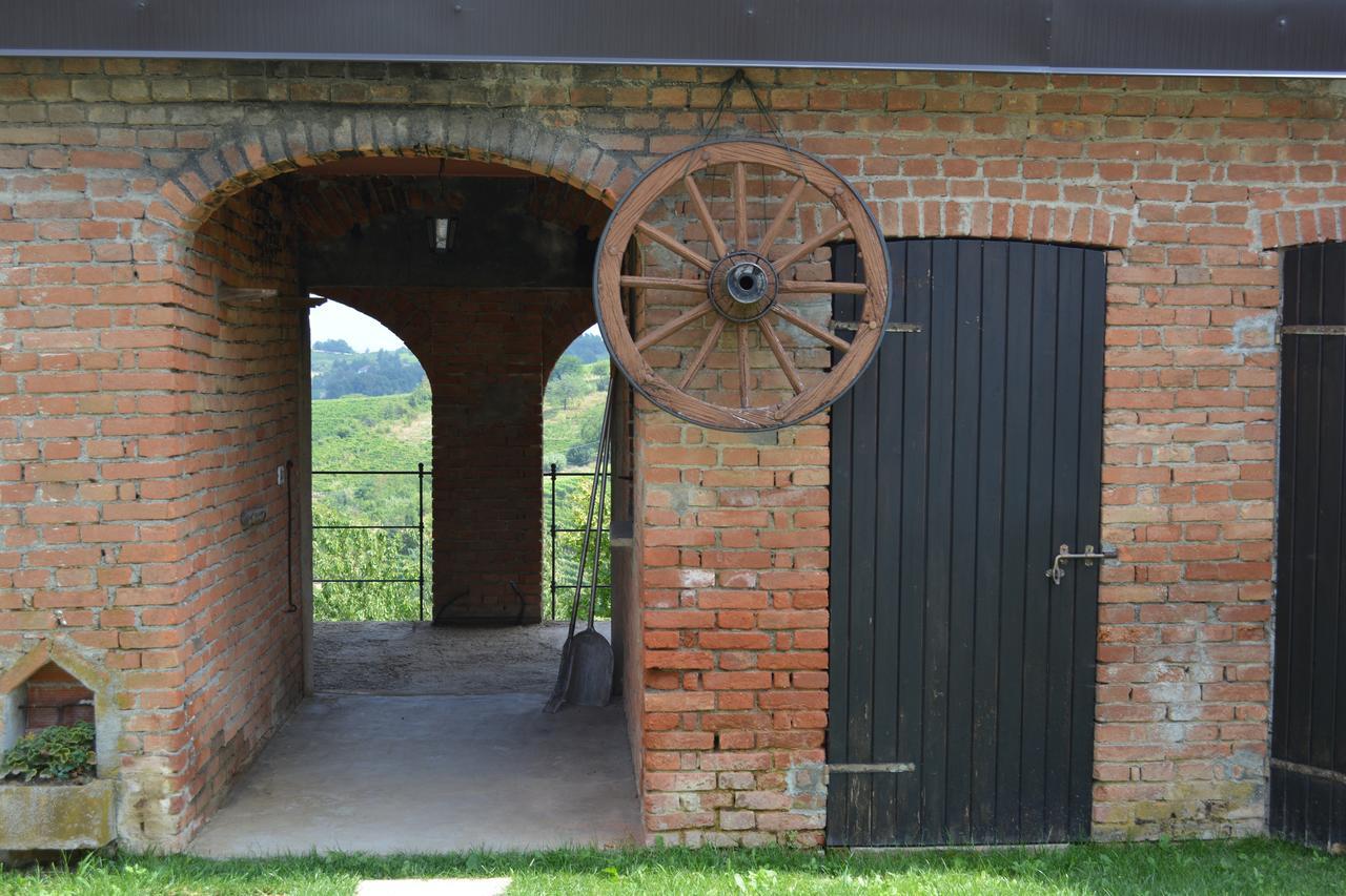 Cascina Valtignosa Camere Con Vigna 카시네 외부 사진
